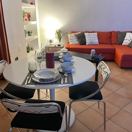 La Finestra Sul Corso Apartment Naples