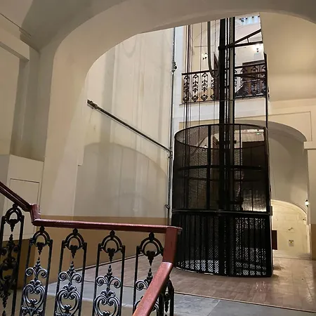 La Finestra Sul Corso Apartment Naples