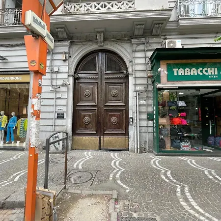 La Finestra Sul Corso Apartment *